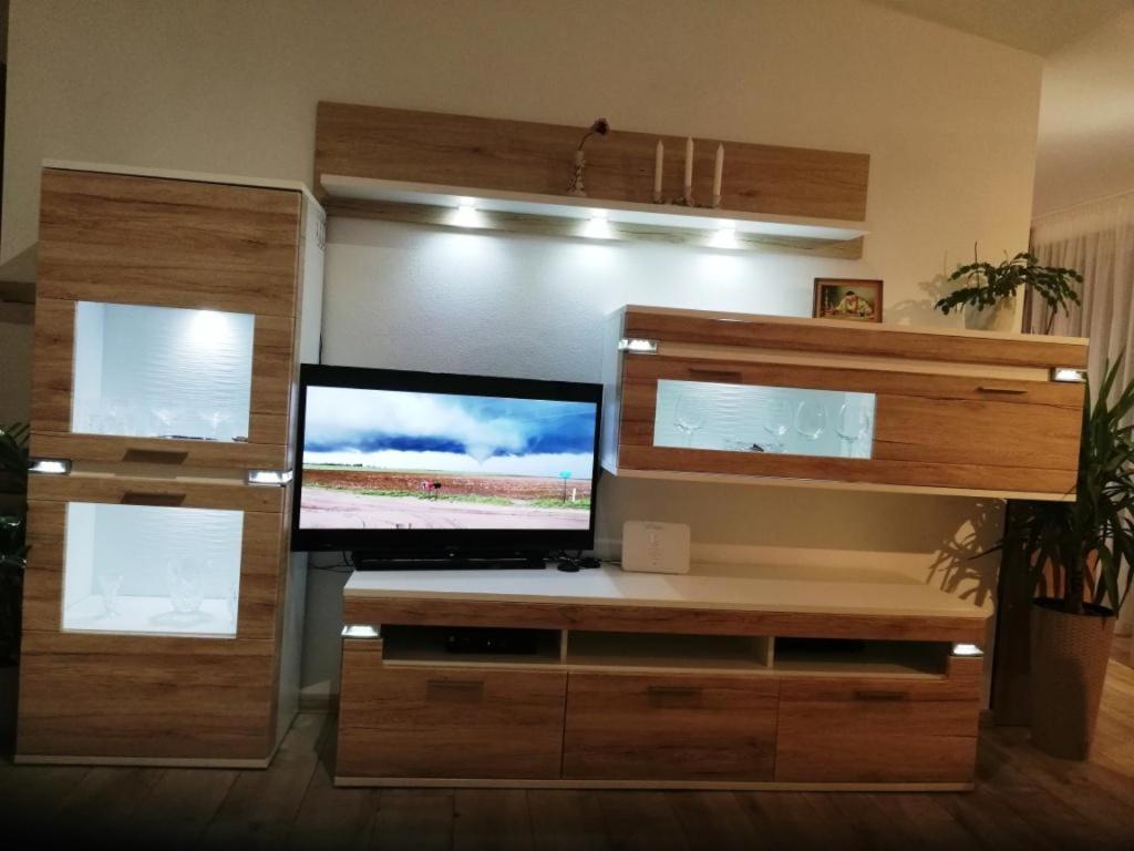 Galeria Stastie Lägenhet Senec Exteriör bild