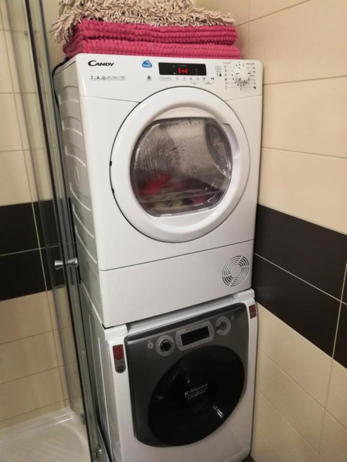 Galeria Stastie Lägenhet Senec Exteriör bild