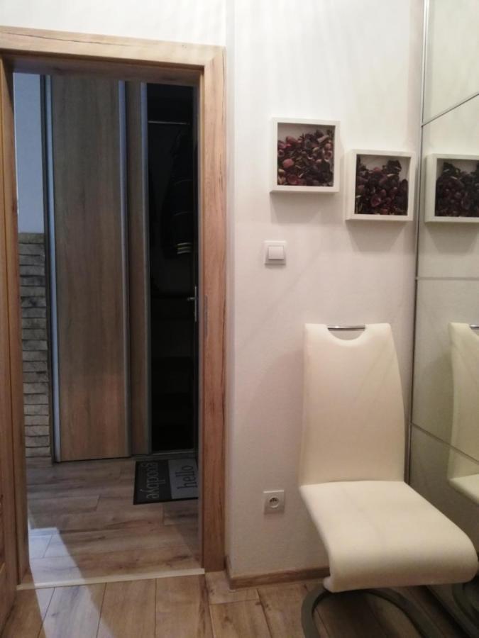 Galeria Stastie Lägenhet Senec Exteriör bild