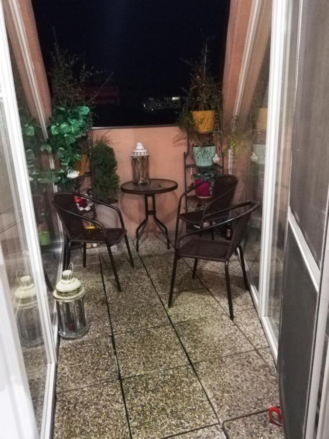 Galeria Stastie Lägenhet Senec Exteriör bild